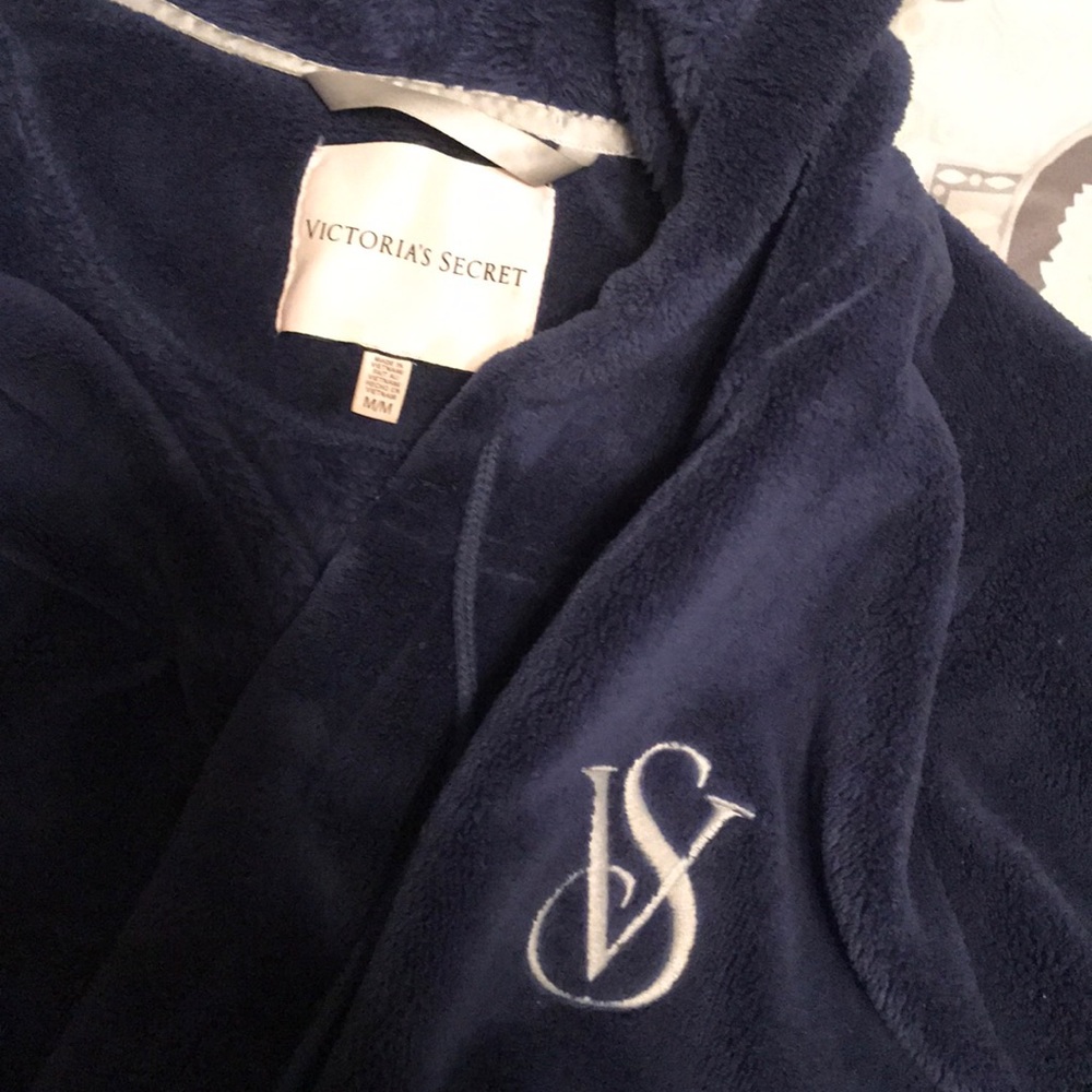 Long Victoria’s Secret Bath Robe